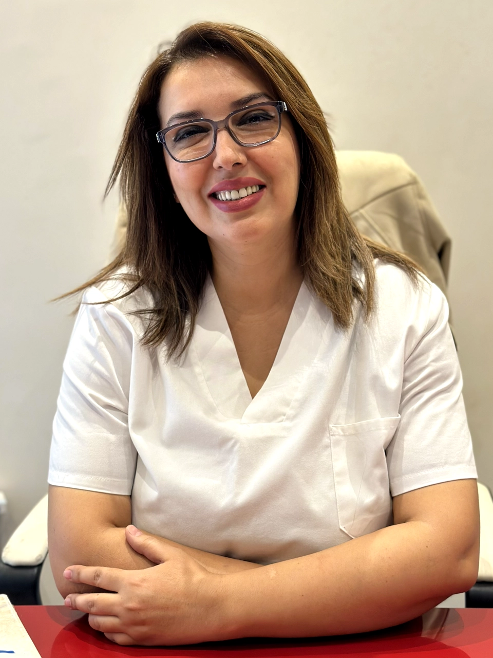 dr-loubna-aghoutane-dentiste-chirurgien-fès-sefrou-moulay-yacoub-imouzzer-ain-chkef-oulad-tayeb